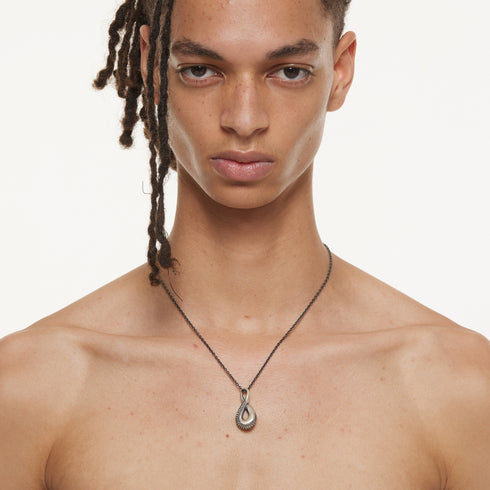 JULIUS 077ACU31 SILVER / Ouroboros Necklace