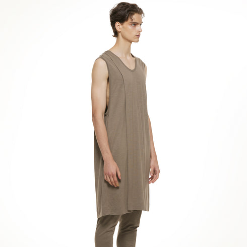 JULIUS 937CUM15 Dust / Tuck Flare Vest