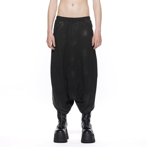 JULIUS 917PAM27 Black / Gravity Crotch Pants