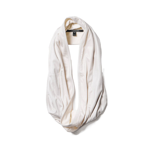 JULIUS 927STU1 Light Plaster / Layerd Hoop Stole