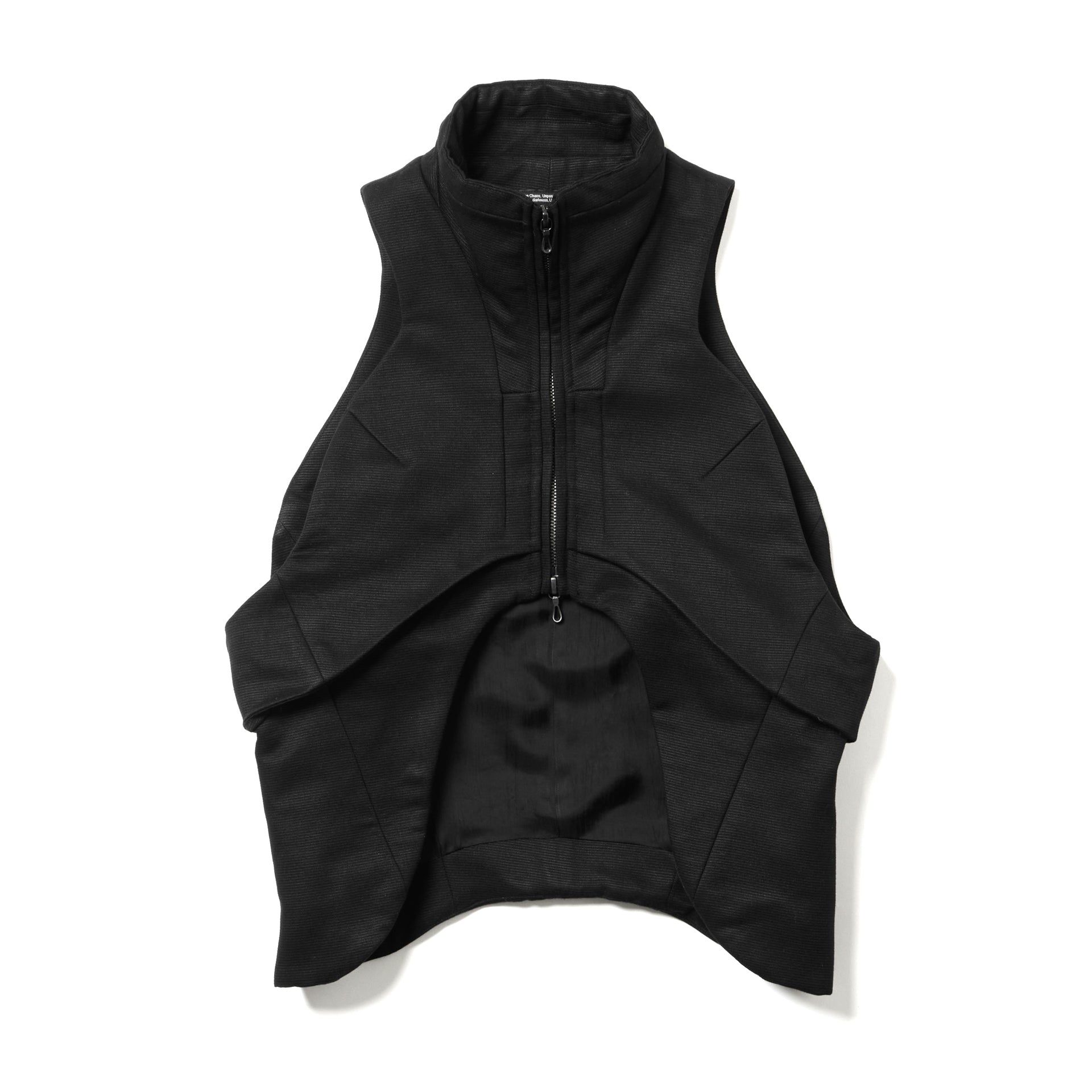 VEST – JULIUS TOKYO STORE
