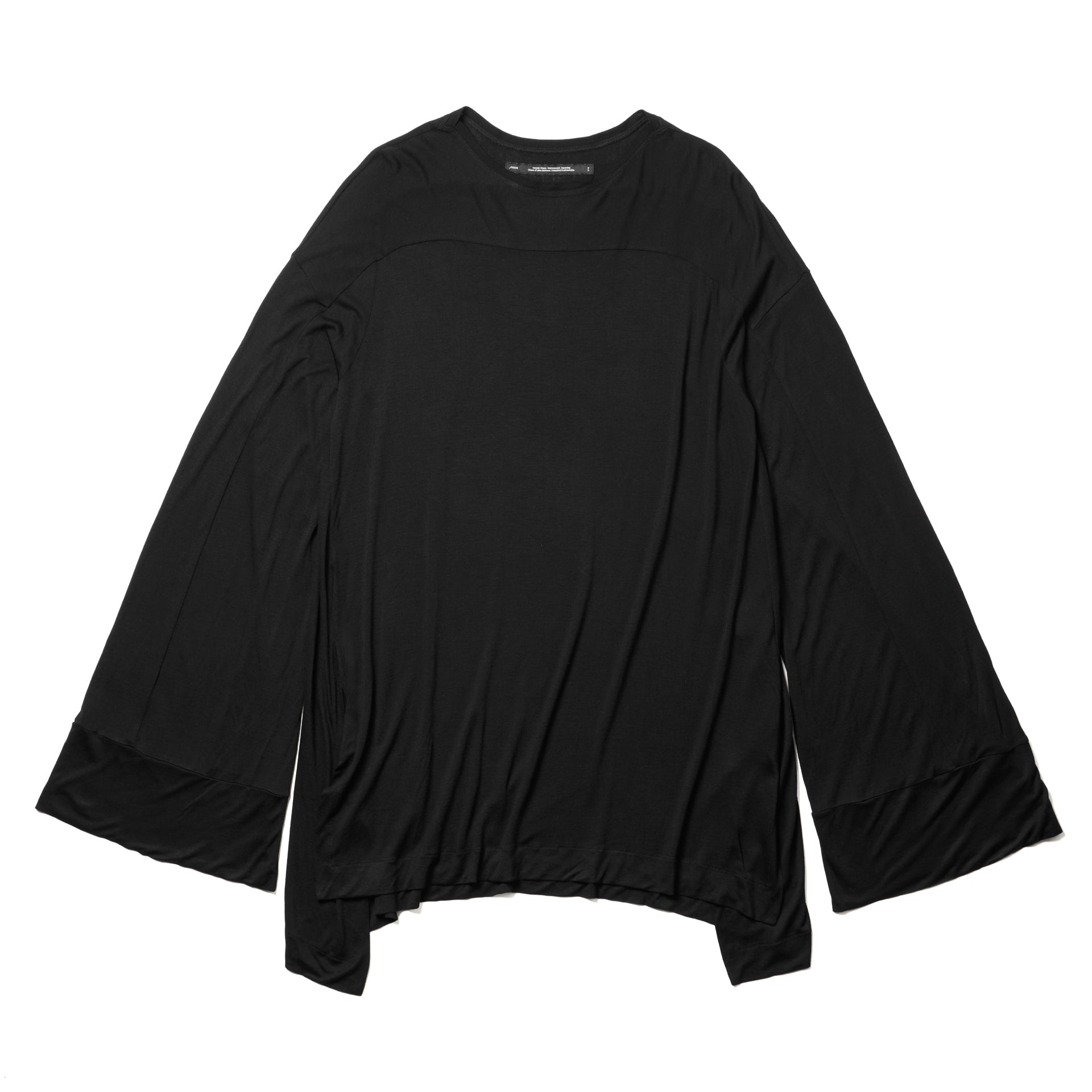 Tops – JULIUS TOKYO STORE